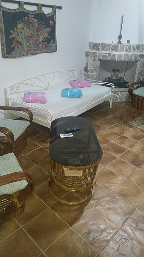 Το Πετρινο Villa Agia Marina Mikrolimanou Exterior foto