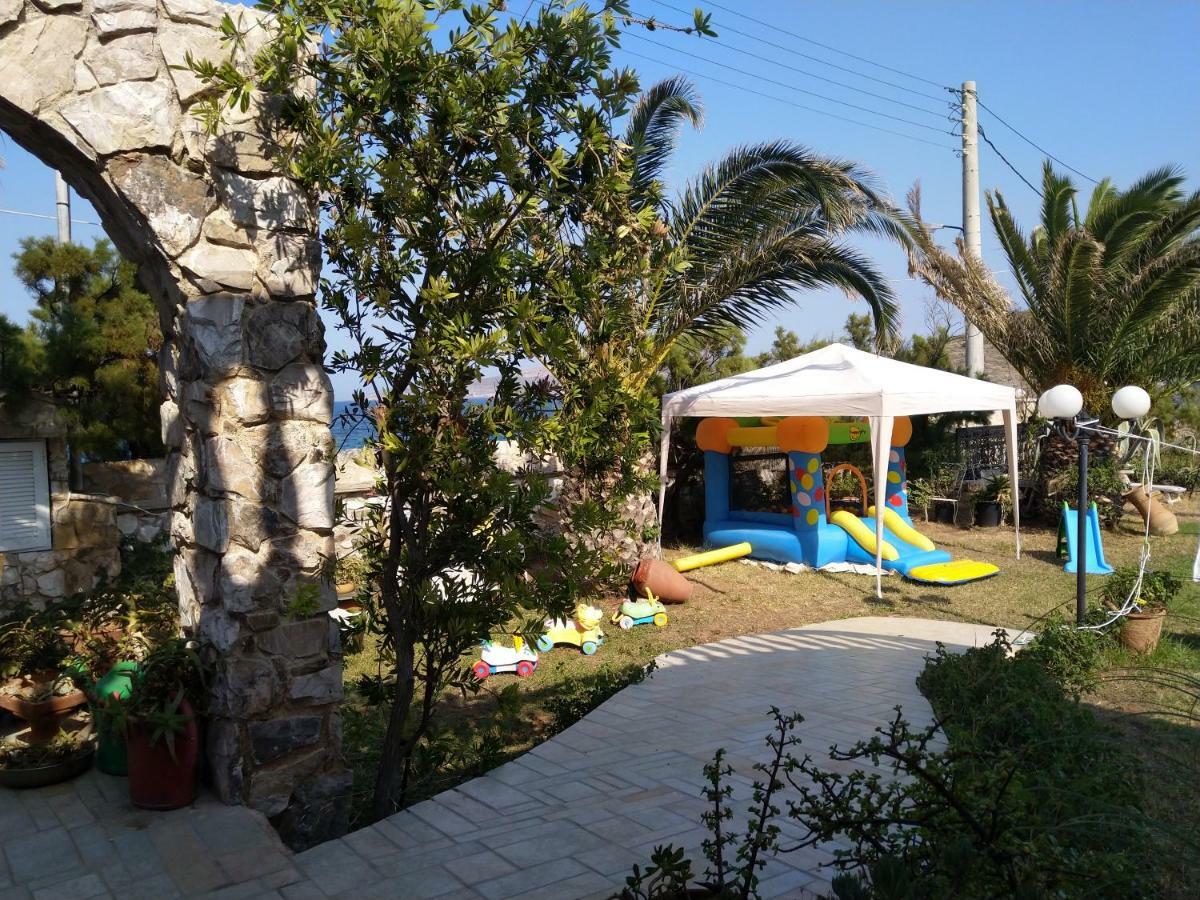 Το Πετρινο Villa Agia Marina Mikrolimanou Exterior foto