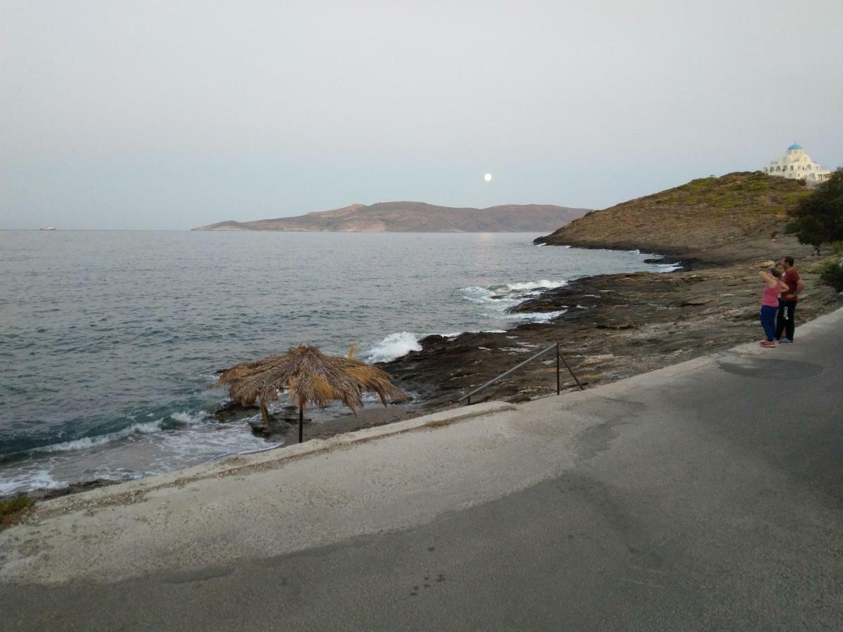 Το Πετρινο Villa Agia Marina Mikrolimanou Exterior foto